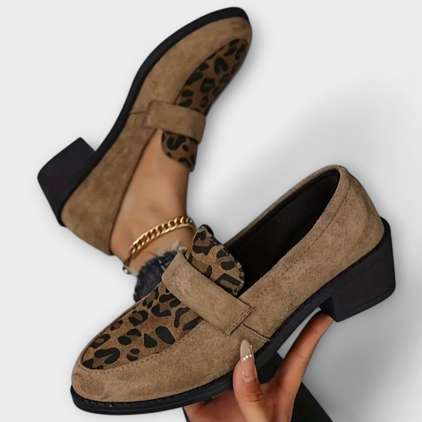 Damskie loafersy – stylowa panterka i codzienny komfort